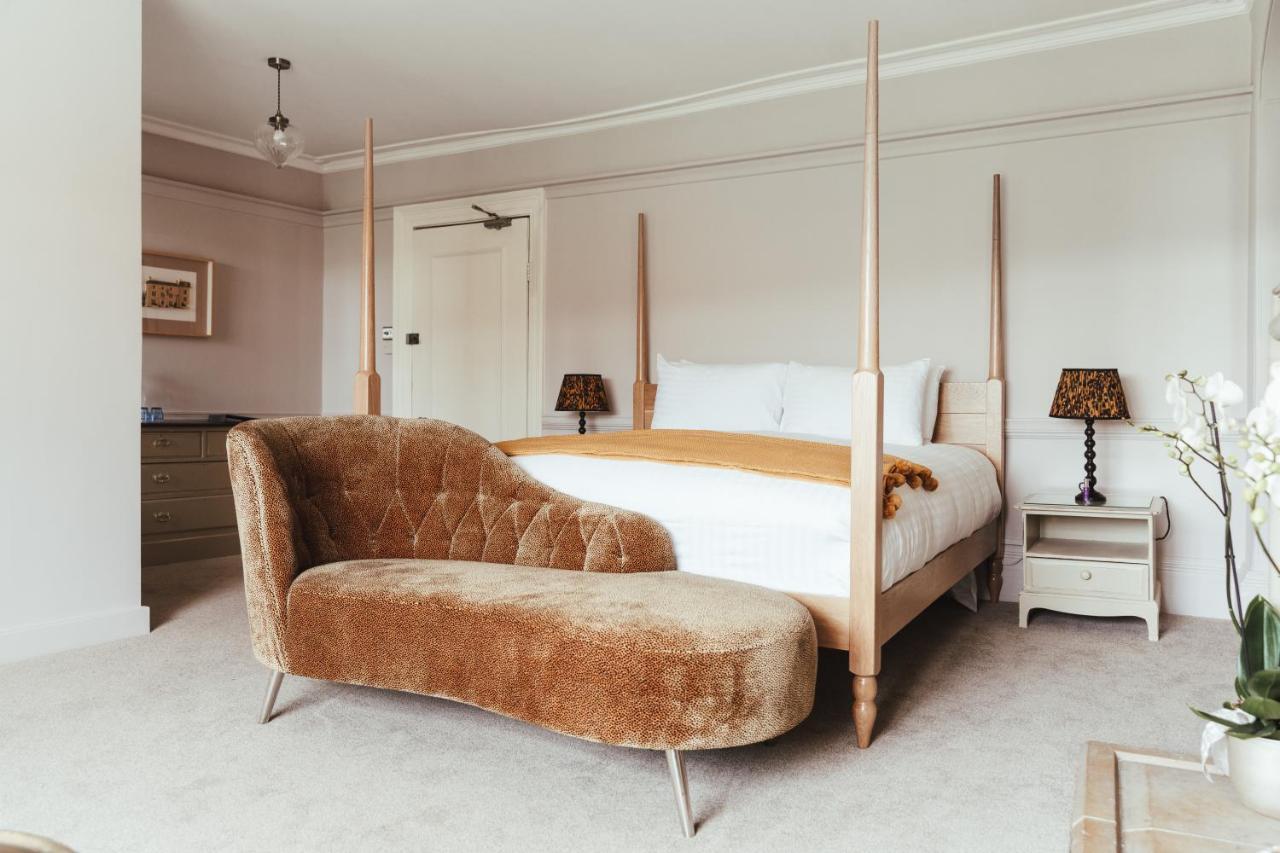 The Falcon Inn Painswick Ngoại thất bức ảnh